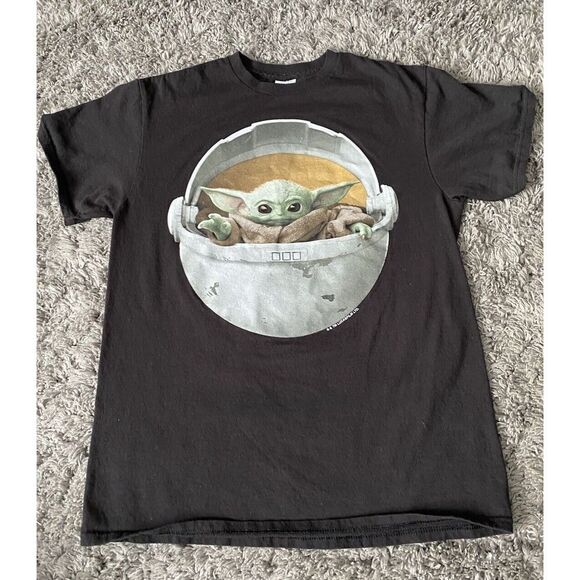 Baby Yoda‎ The Child Grogu Star Wars The Mandalorian Black T-Shirt Adult… - Picture 1 of 10